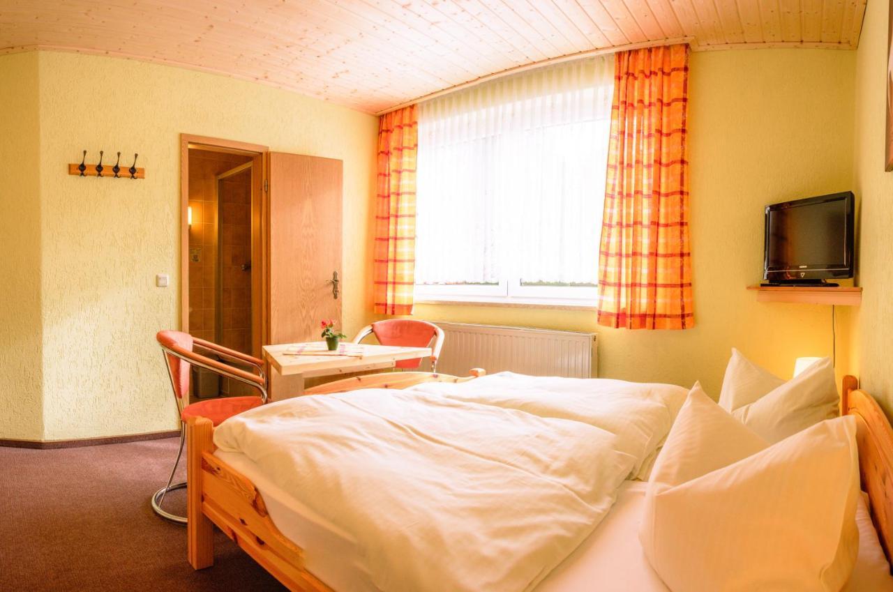 Ferienhotel Goldhuebel Neuhausen  Zewnętrze zdjęcie