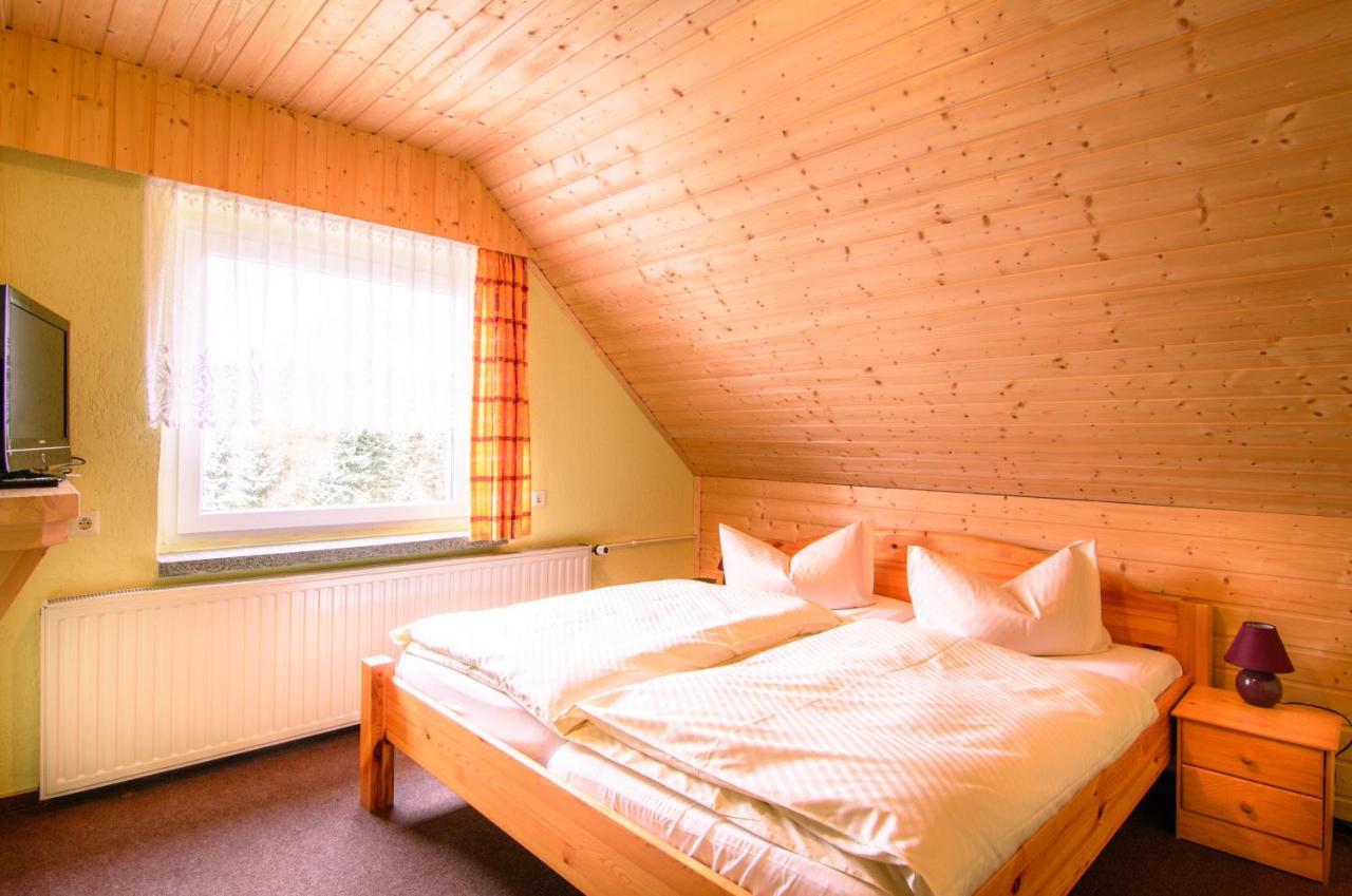 Ferienhotel Goldhuebel Neuhausen  Zewnętrze zdjęcie