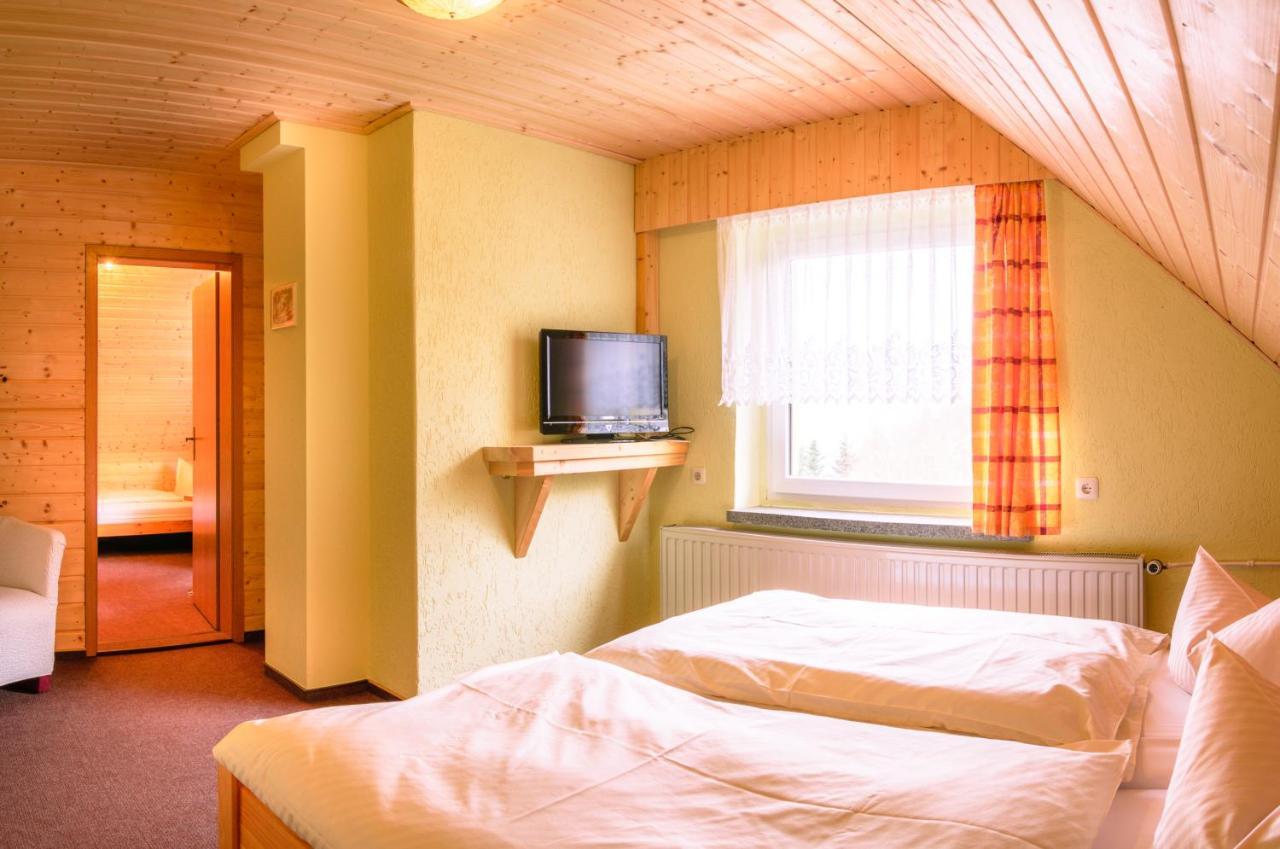 Ferienhotel Goldhuebel Neuhausen  Zewnętrze zdjęcie